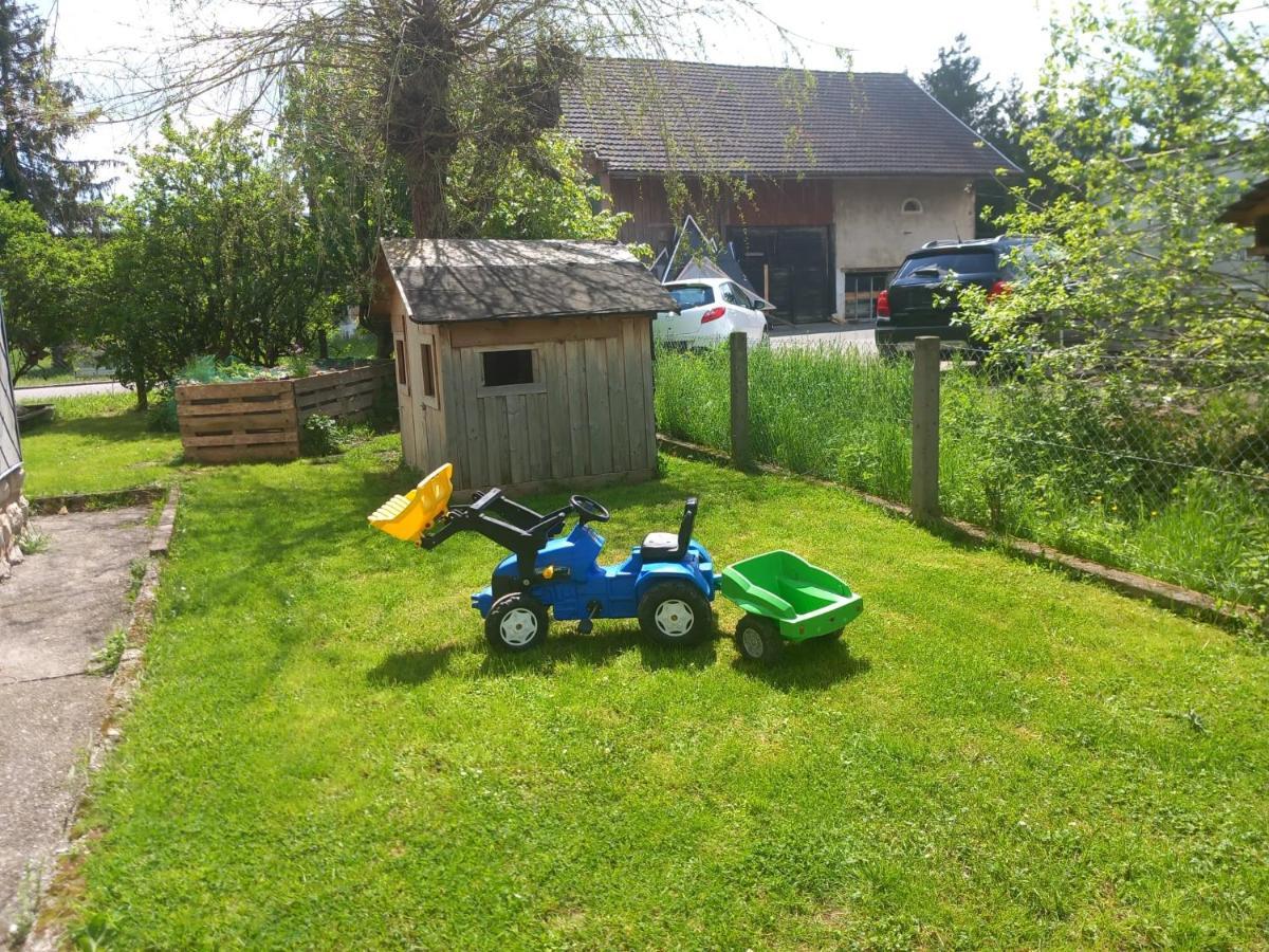 Appartement Les P'tits Loups Courtedoux